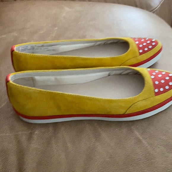 Stuart Weitzman Shoes - Brand new Stuart weitzman rubber sole suede shoes